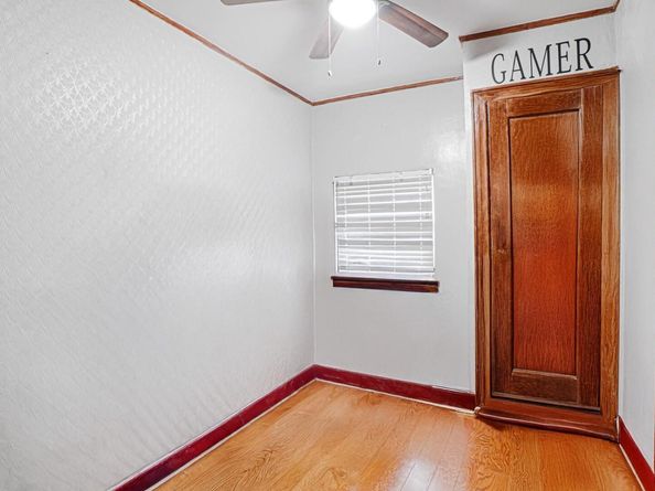 2521 Yates Avenue, Bronx NY 10469