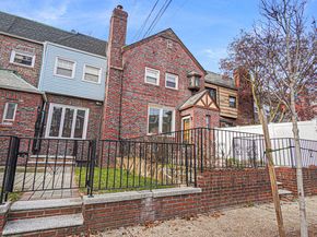 2521 Yates Avenue, Bronx NY 10469