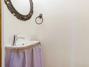 2521 Yates Avenue, Bronx NY 10469