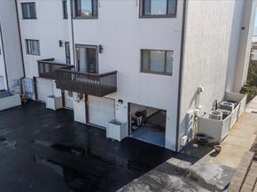 627 Oceanfront A, Long Beach NY 11561