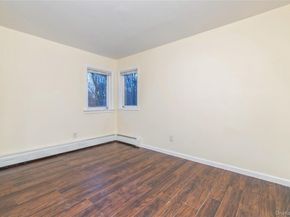 86 Stuyvesant Avenue, Mastic NY 11950