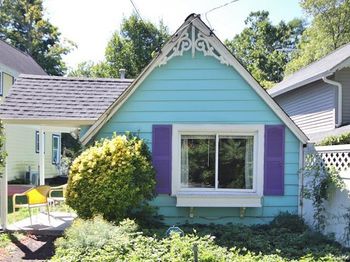 42 Campwoods Grounds