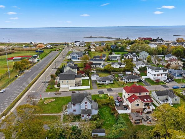 366 Rider Avenue, Patchogue NY 11772