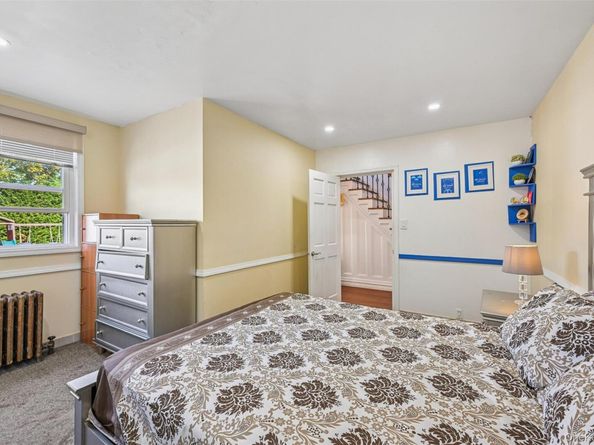 160 Bedford Avenue, Merrick NY 11566