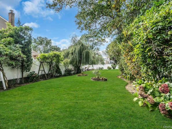 2730 Remsen Street, Baldwin NY 11510