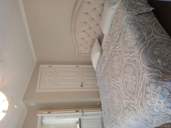 1661 Old Country 69, Riverhead NY 11901