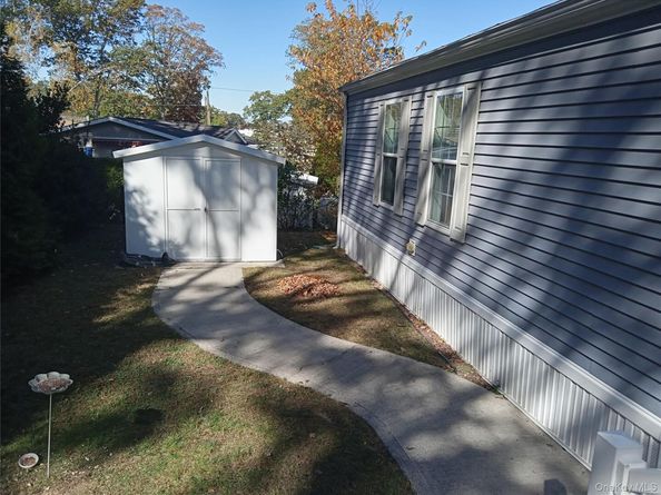 1661 Old Country 69, Riverhead NY 11901