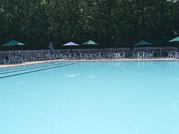 1661 Old Country 69, Riverhead NY 11901