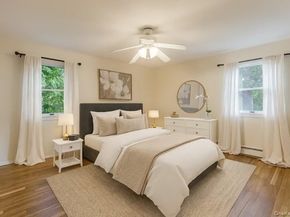 7 Carriage Lane, Setauket NY 11733