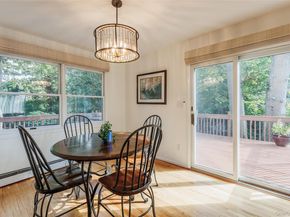 7 Carriage Lane, Setauket NY 11733