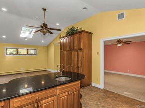 3 Driftwood, East Setauket NY 11733