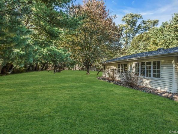 3 Driftwood, East Setauket NY 11733