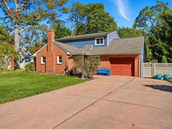19 Marion Street, Nesconset NY 11767