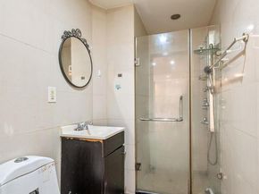 132-29 Blossom Avenue 2G, Flushing NY 11355