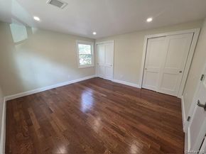 5 Bently Lane, Stony Brook NY 11790