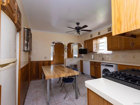 180 Scott Avenue, Yonkers NY 10704