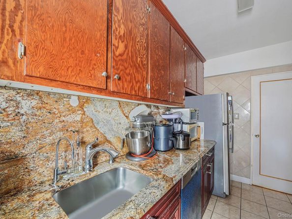 39-45 51st Street 5C, Woodside NY 11377