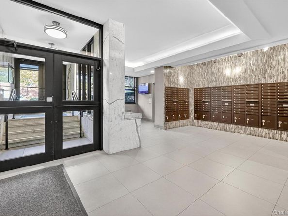155 Ferris Avenue 12L, White Plains NY 10603