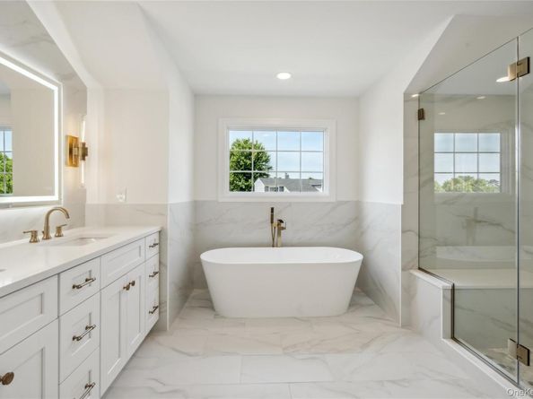 96 Calvin Avenue, Syosset NY 11791