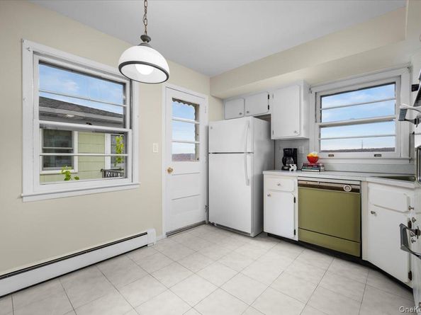 183 Hudson Terrace, Yonkers NY 10701