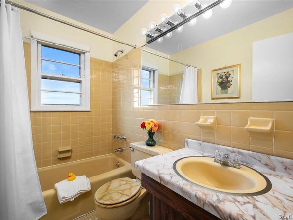 183 Hudson Terrace, Yonkers NY 10701