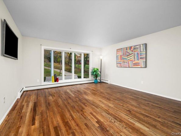 183 Hudson Terrace, Yonkers NY 10701