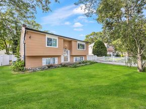 12 Roosevelt Avenue, Greenlawn NY 11740