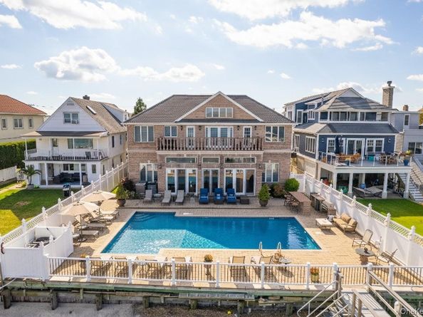 51 Bay Street, East Atlantic Beach NY 11561