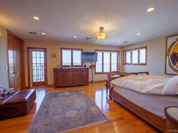 51 Bay Street, East Atlantic Beach NY 11561