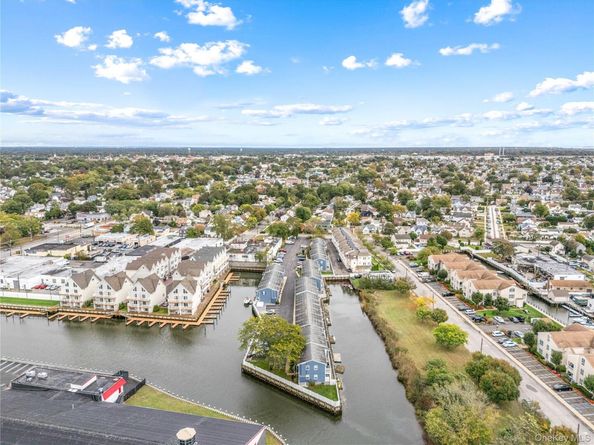 116 Westend Avenue 8, Freeport NY 11520