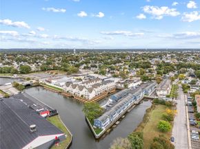 116 Westend Avenue 8, Freeport NY 11520