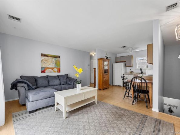 116 Westend Avenue 8, Freeport NY 11520