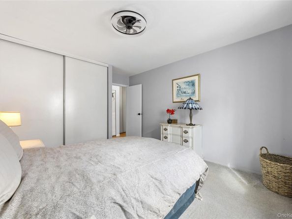 116 Westend Avenue 8, Freeport NY 11520