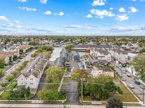 116 Westend Avenue 8, Freeport NY 11520