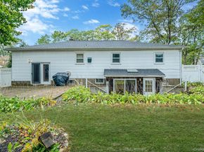 15 Raymond Avenue, Farmingville NY 11738