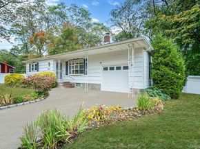 15 Raymond Avenue, Farmingville NY 11738