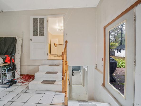 15 Raymond Avenue, Farmingville NY 11738