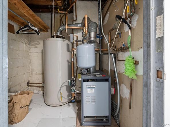 152-10 Peck Avenue, Flushing NY 11355