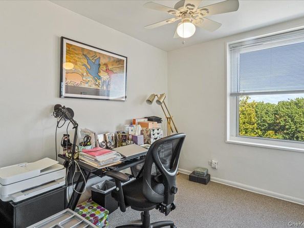 211-10 18th Avenue 5J, Bayside NY 11360