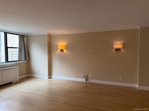 420 E 51st Street 8DE, New York (Manhattan) NY 10022