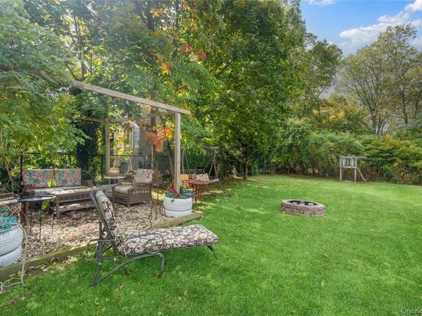 107 Soundview Road, Huntington NY 11743
