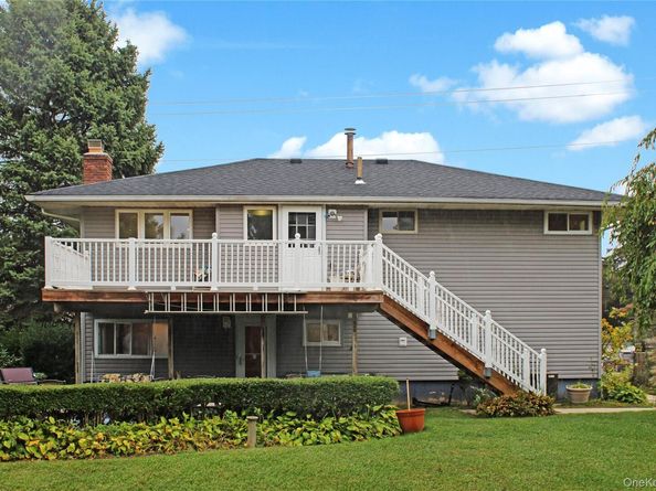 640 Carlls Path, Deer Park NY 11729