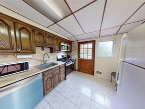 640 Carlls Path, Deer Park NY 11729