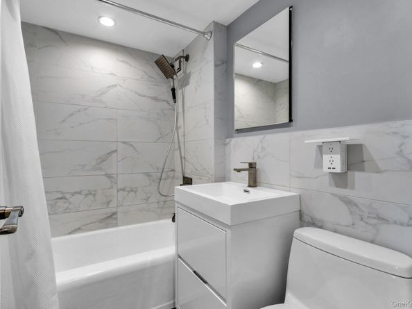 4555 Henry Hudson Parkway 1208, Bronx NY 10471
