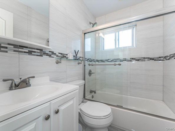 850 Ibsen Street, Woodmere NY 11598