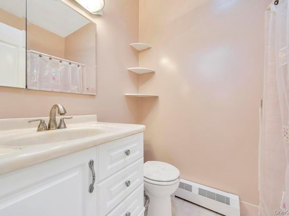 47 Evelyn Court, Manorville NY 11949