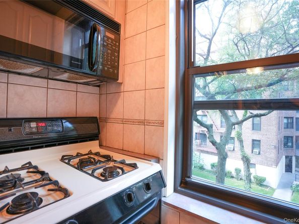 83-85 Woodhaven Boulevard 3M, Woodhaven NY 11421