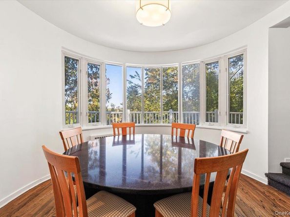 210 WYNDCLIFF Road, Scarsdale NY 10583