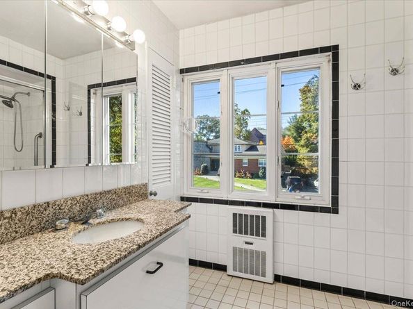 210 WYNDCLIFF Road, Scarsdale NY 10583