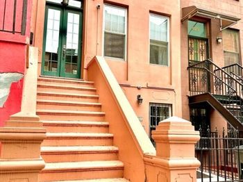 421 E 119th Street